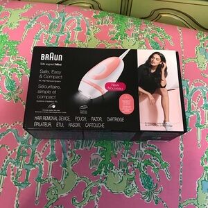 PROCTER & GAMBLE Braun Silk Expert Mini PL1014 IPL At-Home Hair Removal System